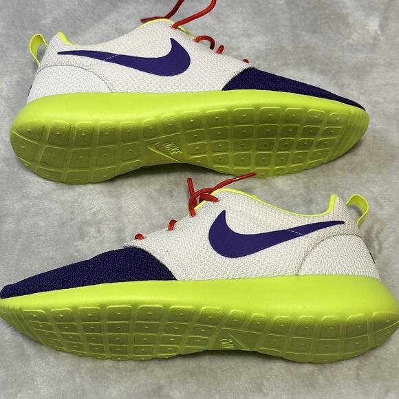 Nike Roshe Run Shoes Mens 7.5 / W 9 Custom White Purple Neon 943711-991 NIKEID - Picture 8 of 14